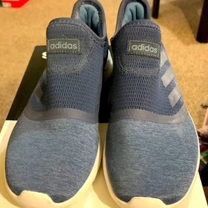 Lightly worn women’s Adidas lite racer slipon, blue, size 8.5.